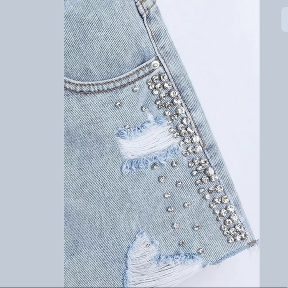 Rhinestone Studded Distressed Shorts - Picture 5 of 6